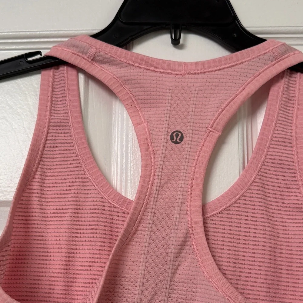 Women's lululemon size 6 Pink Racerback Tank Top - Picture 3 of 4